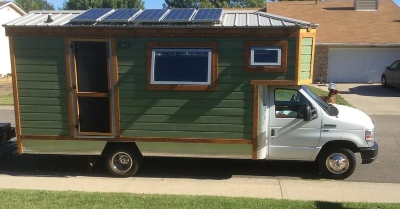 What's the Difference Between a Tiny House and RV