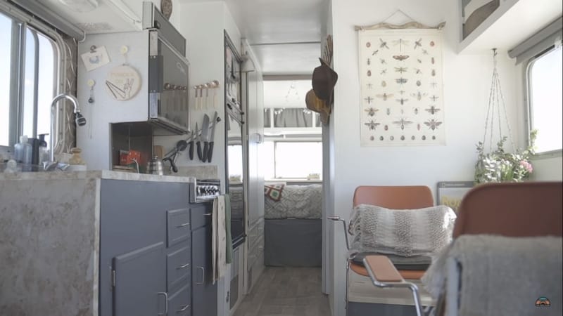 RVs That Look Like Tiny Houses 1978 Dodge Commander Makes a Gorgeous RV Tiny Home Interior