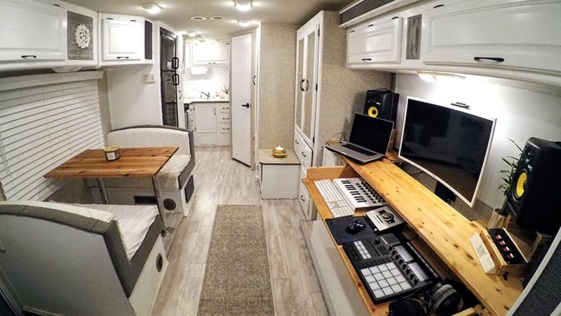 RVs That Look Like Tiny Houses From North Hollywood to Class C RV Tiny House Interior