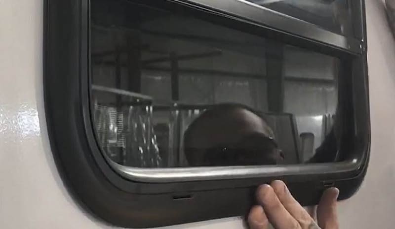 Things to Know About RV Window Replacement Seal Windows Correctly