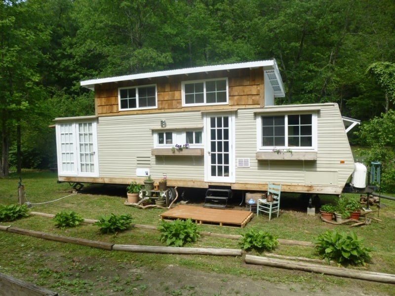 RVs that look like a tiny house cover
