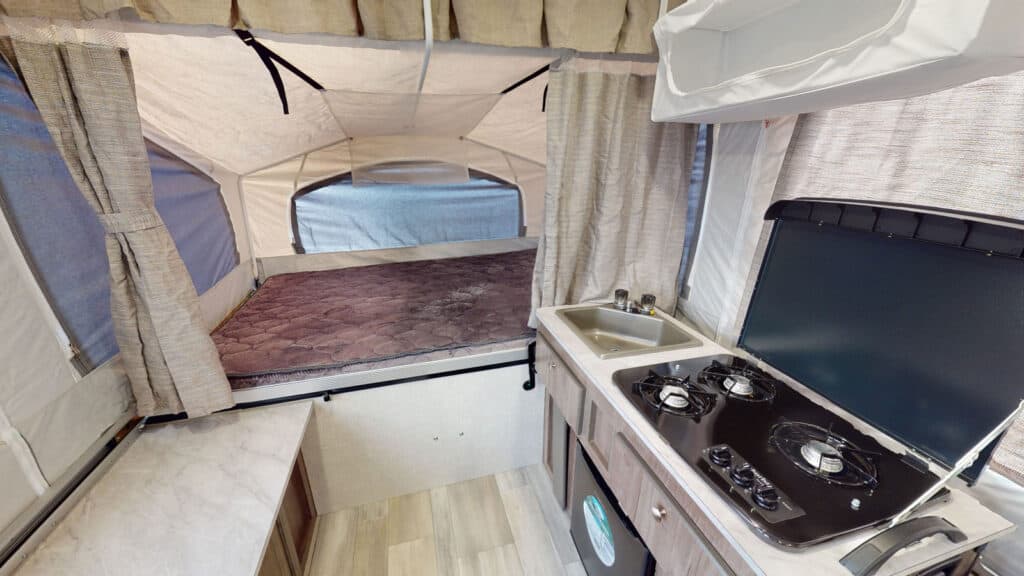 Best Popup Campers for Beginners Flagstaff MAC 206M Interior