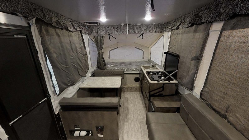 Pop-Up Campers That Sleep 8 Flagstaff Sports Enthusiast Package 207SE Interior