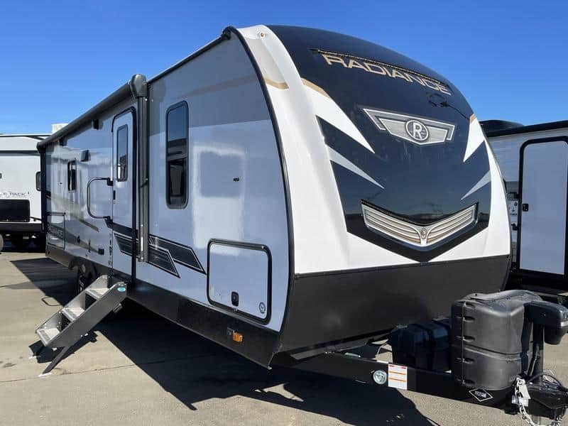 Travel Trailers for ½ Ton Trucks Cruiser RV Radiance 26KB Exterior