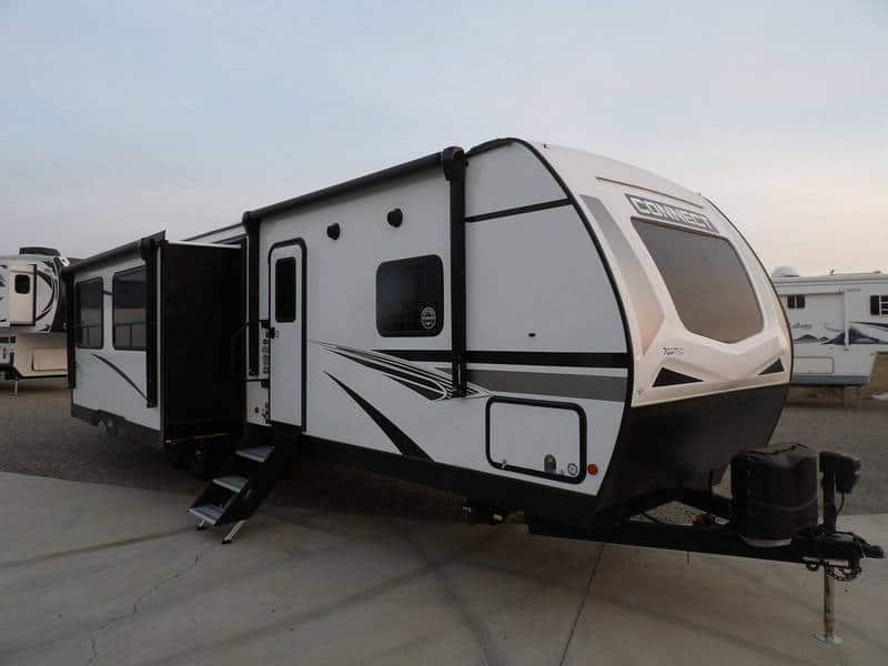 Travel Trailers for ½ Ton Trucks KZ Connect C322BHK Exterior