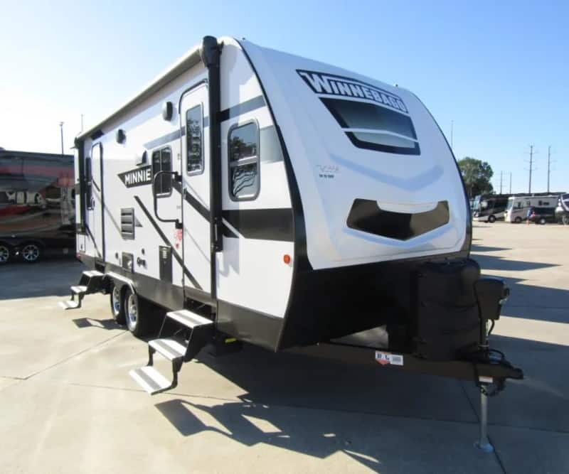 Travel Trailers for ½ Ton Trucks Winnebago Minnie 2500FL Exterior