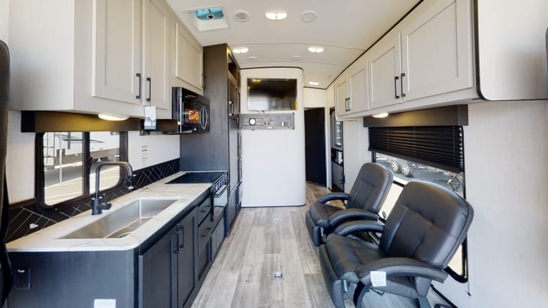 Travel Trailer With No Dinette Heartland Fuel F260 Interior