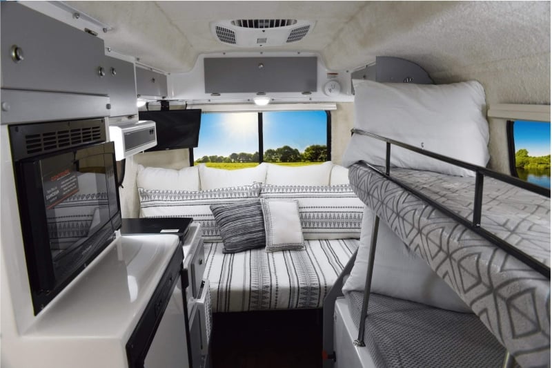 Travel Trailers Without Slideouts Casita Heritage Standard Interior