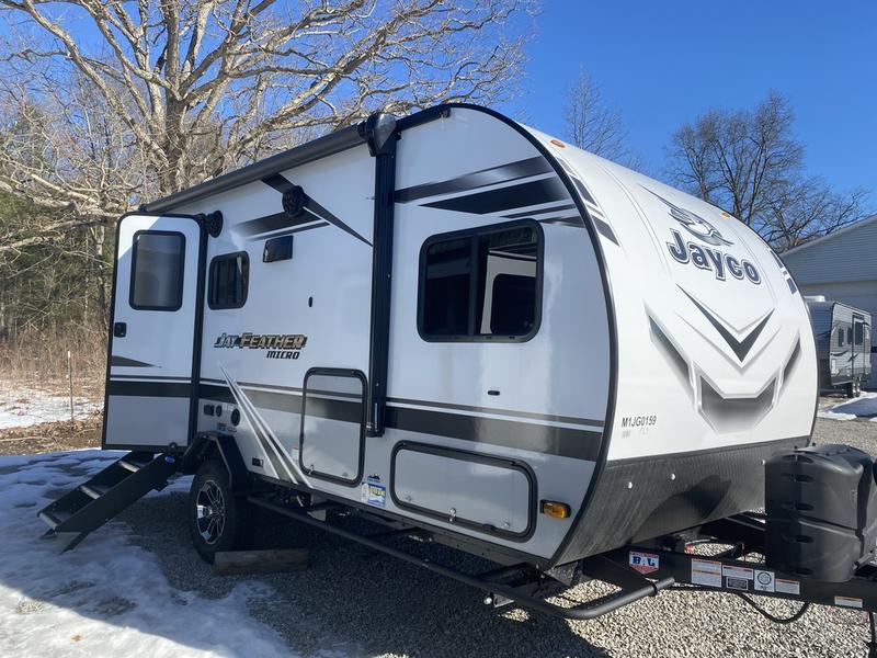 Travel Trailers Without Slideouts Jayco Jay Feather Micro 173MRB Exterior