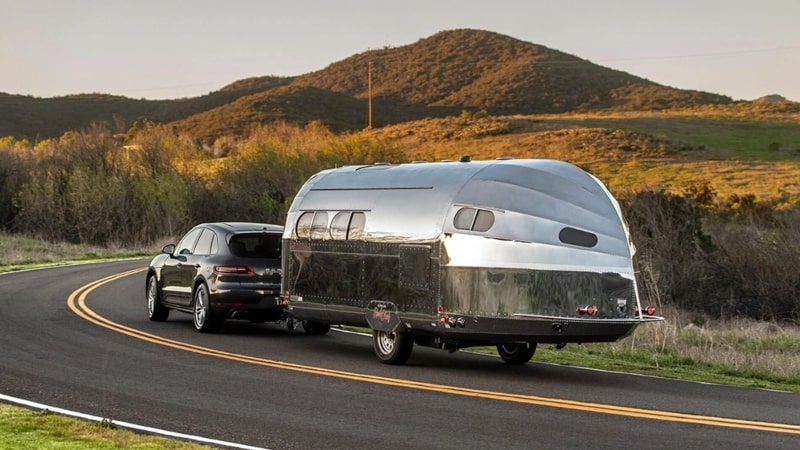 self sustainable travel trailer