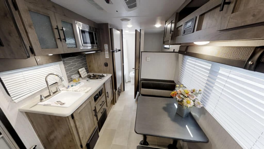 bunkhouse travel trailers under 4000 lbs