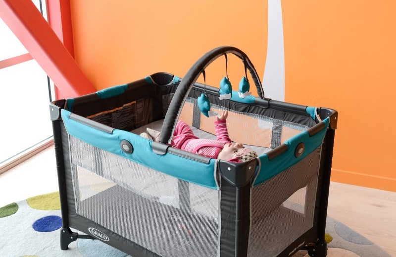 Graco Pack 'N Play  On-the-Go Playard