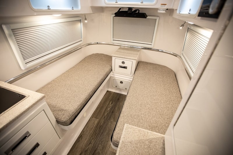 Oliver Elite II Interior