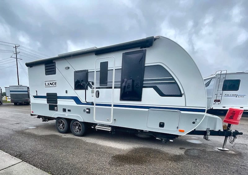 Lance 1985 Trailer Exterior