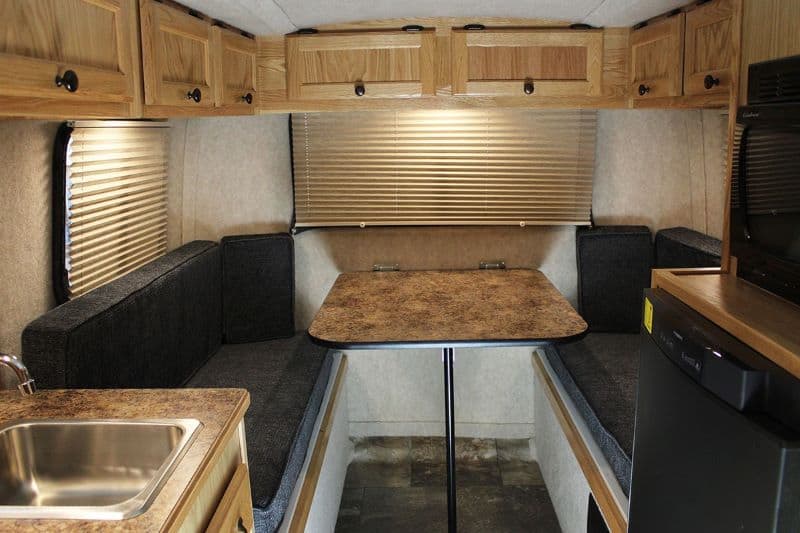 Scamp 16’ Deluxe Interior - travel trailers under 3,500 lbs