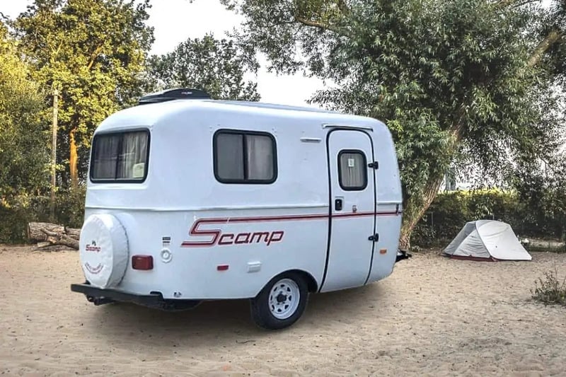 Scamp 13’ Deluxe exterior Camper Trailers with Bathrooms