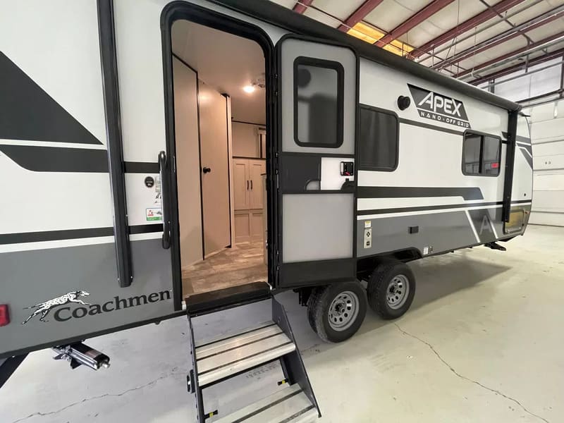 Coachmen Apex Nano 201RBS exterior - camper trailers under 25 feet