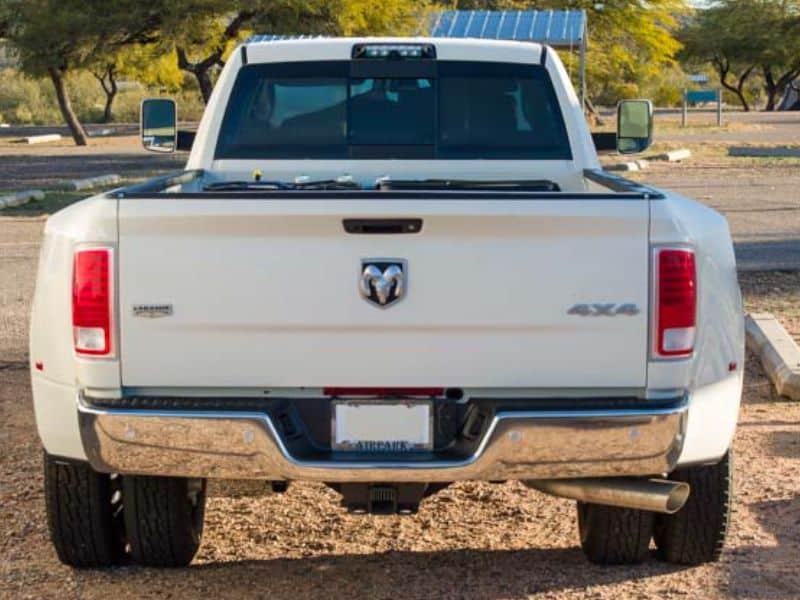 Rear view of a dually truck 