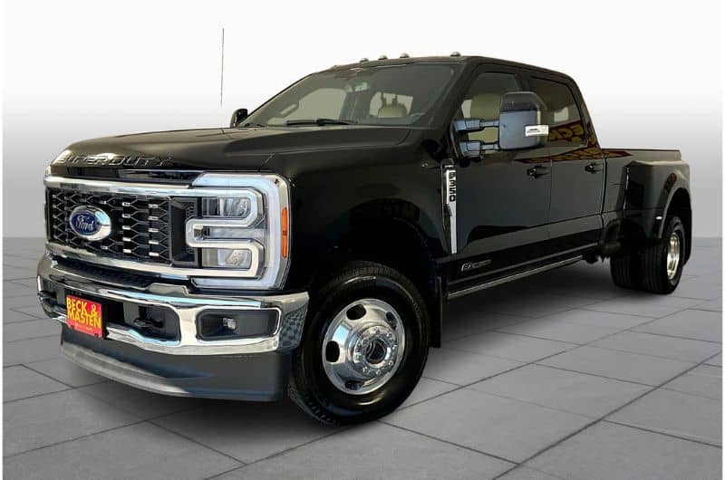 Ford F-350 dually truck