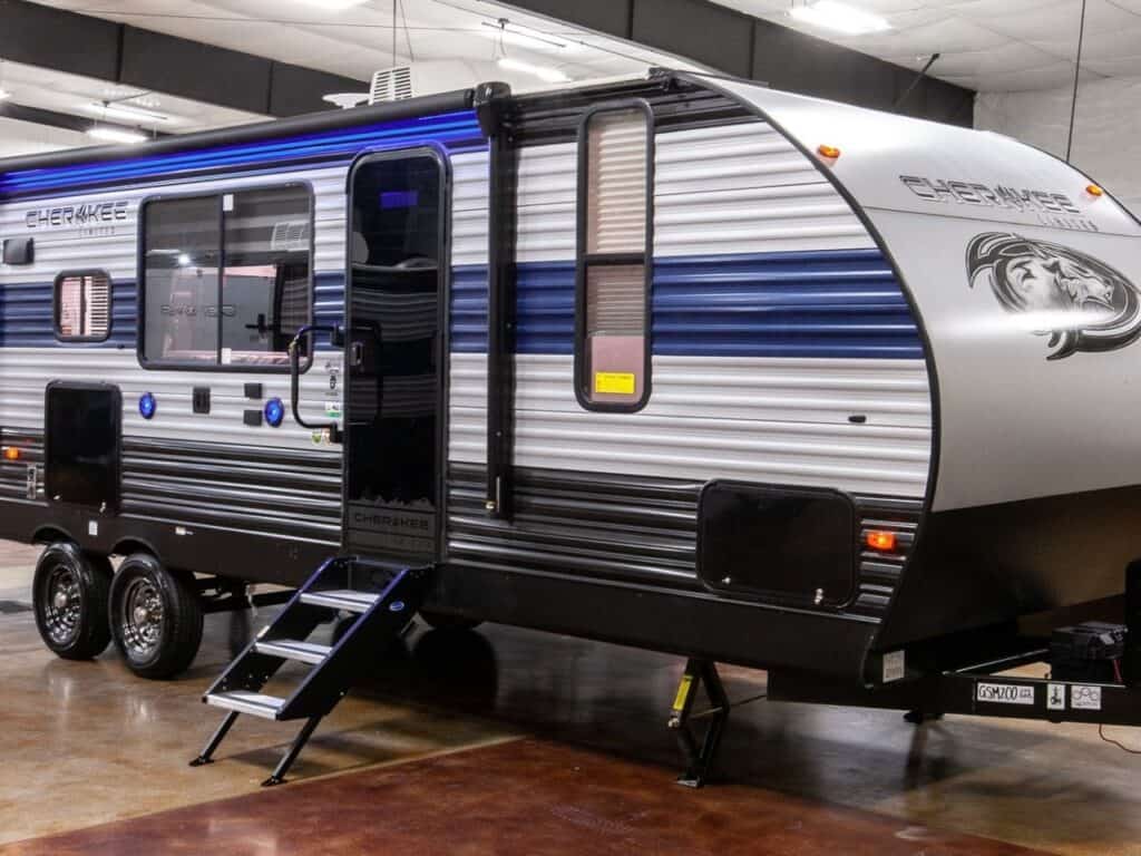 Forest River Cherokee 272RK exterior