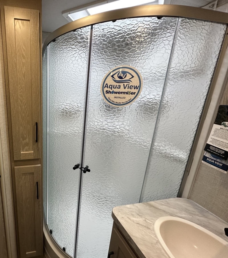 RV corner shower with doors closed - travel trailer repairs
