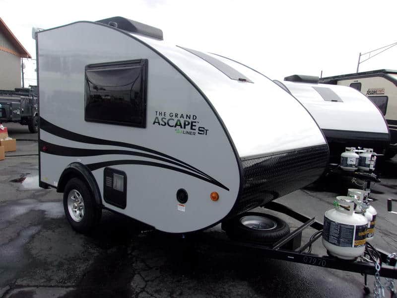 Aliner Grand Ascape Plus - Travel trailers under 2000 lbs