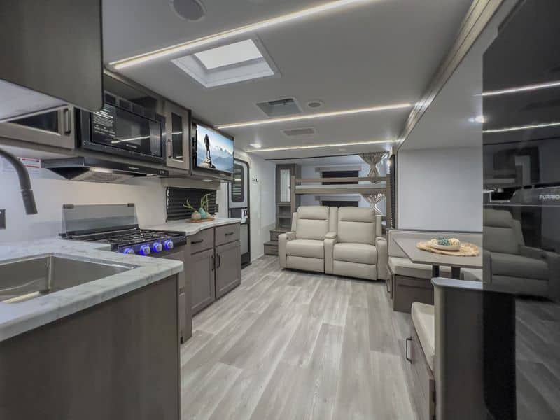 Grand Design Trancend Xplor 265BH Interior