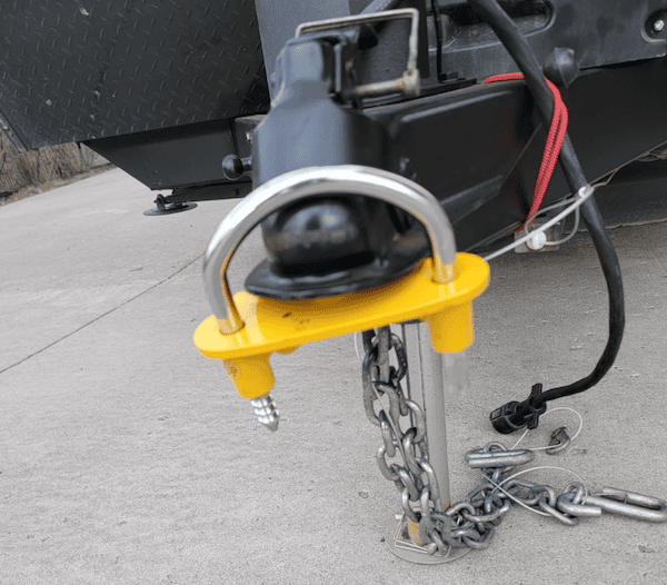 hitch lock to deter travel trailer theft