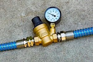 Water pressure regulator